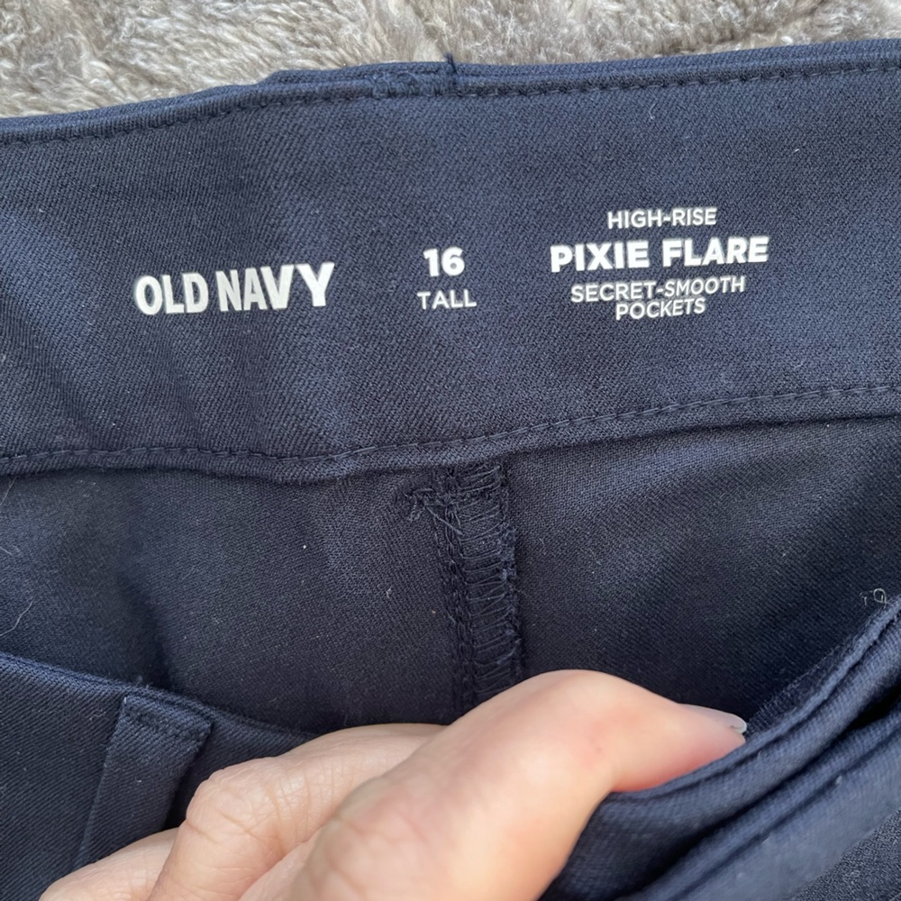 Old Navy High Rise Pixie Flare Pants 16 Tall Navy Blue Stretch Office NWT - Picture 3 of 5